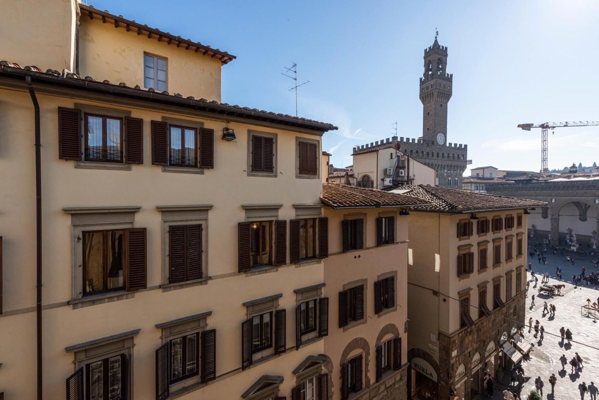 フィレンツェPenthouse In Piazza Della Signoria Duomo Viewアパートメント エクステリア 写真